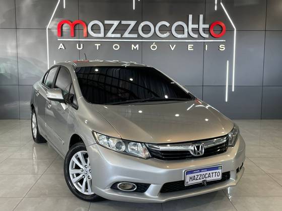 HONDA CIVIC 2.0 LXR 16V FLEX 4P AUTOMÁTICO HONDA CIVIC 2.0 LXR 16V FLEX 4P AUTOMÁTICO